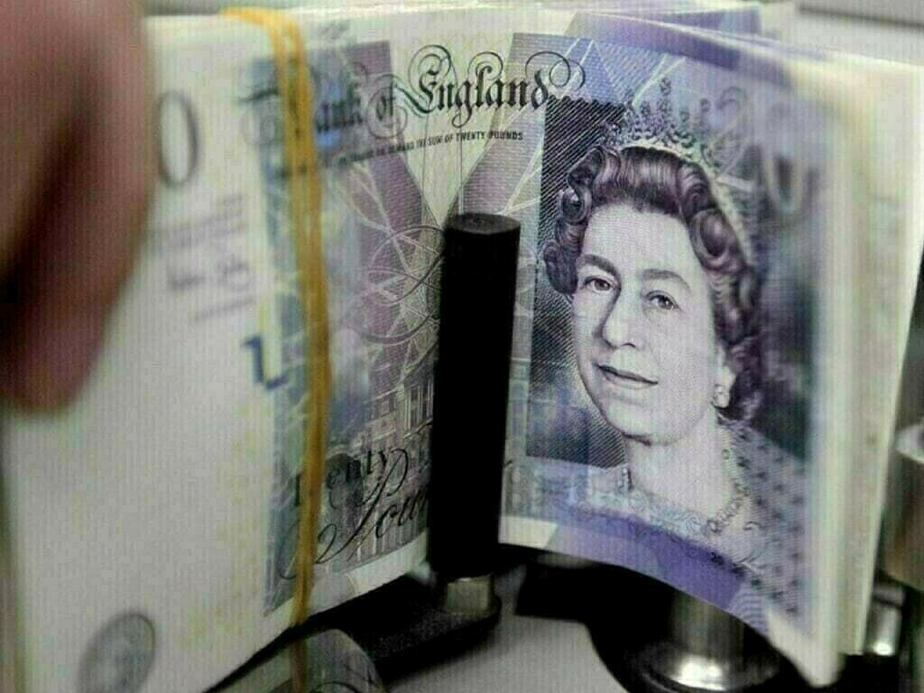 Sterling Steadies Against Dollar, Jumps to 16-Year High vs Yen